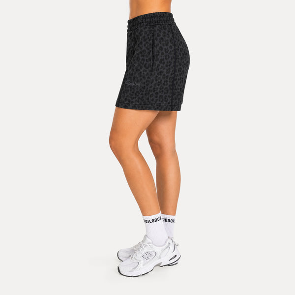LEO Shorts Zumira