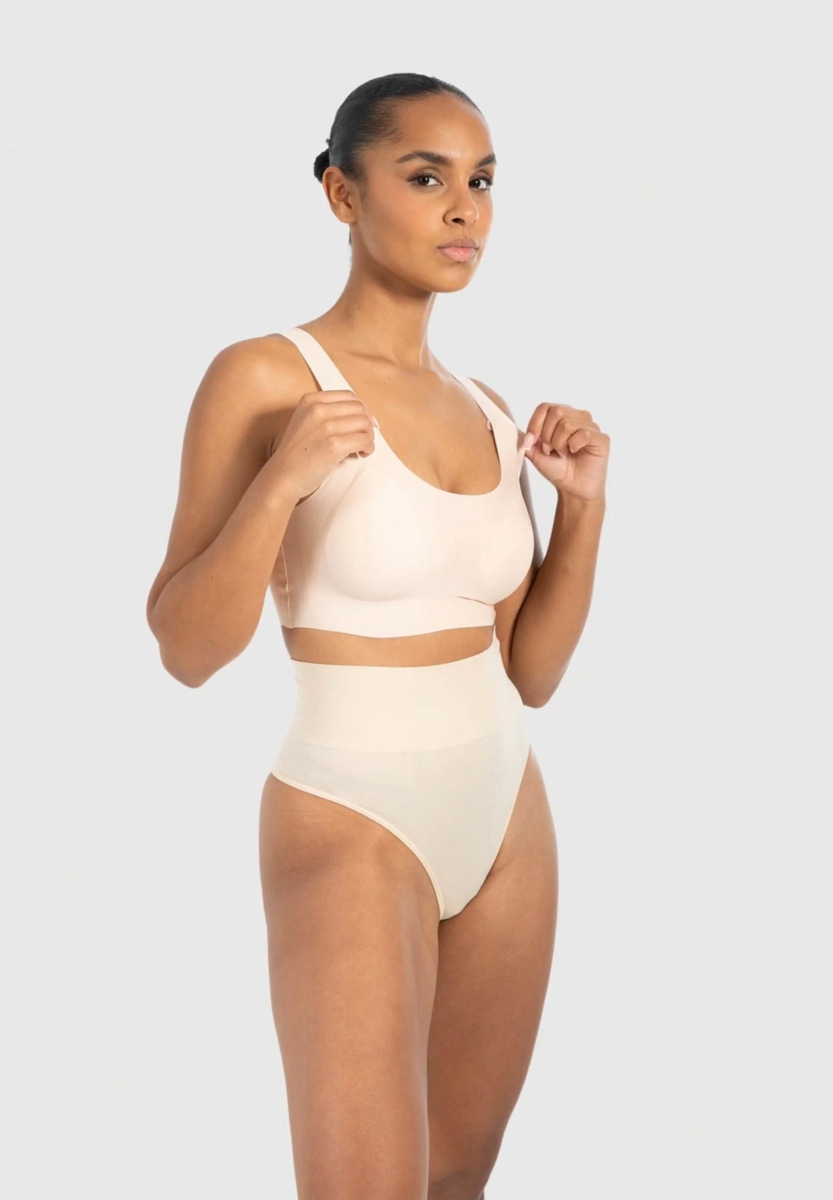 mid-waist-string-nysa-schwarz
