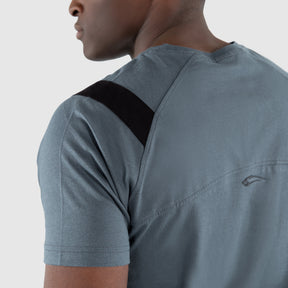 Tシャツ ヒューゴ